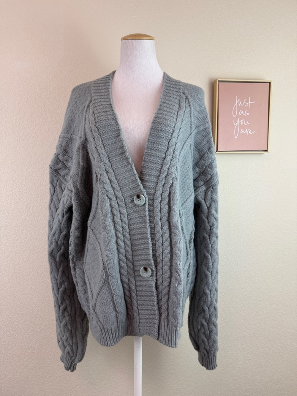 Taylor Swift TTPD Gray Cable Knit V-Neck Button Cardigan Sweater - Women 3/4XL